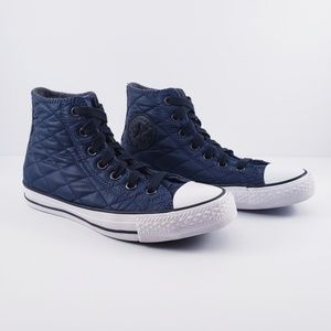 Women's Converse Shoe Size 6.5 And In The Color on Poshmark Women's Converse Shoe Size 6.5 And In The Color on Poshmark